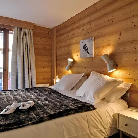 Apartment Amazing In Up To 6 Guests Courchevel